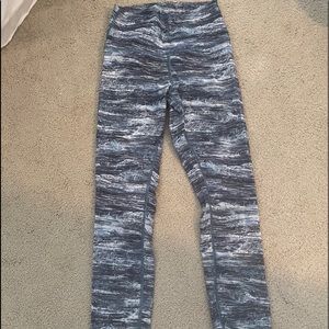 Patterned wunder under leggings
